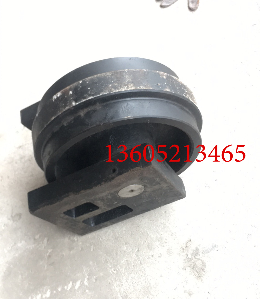 福格1800-2摊铺机导向轮总成 福格1800-2摊铺机导向轮总成