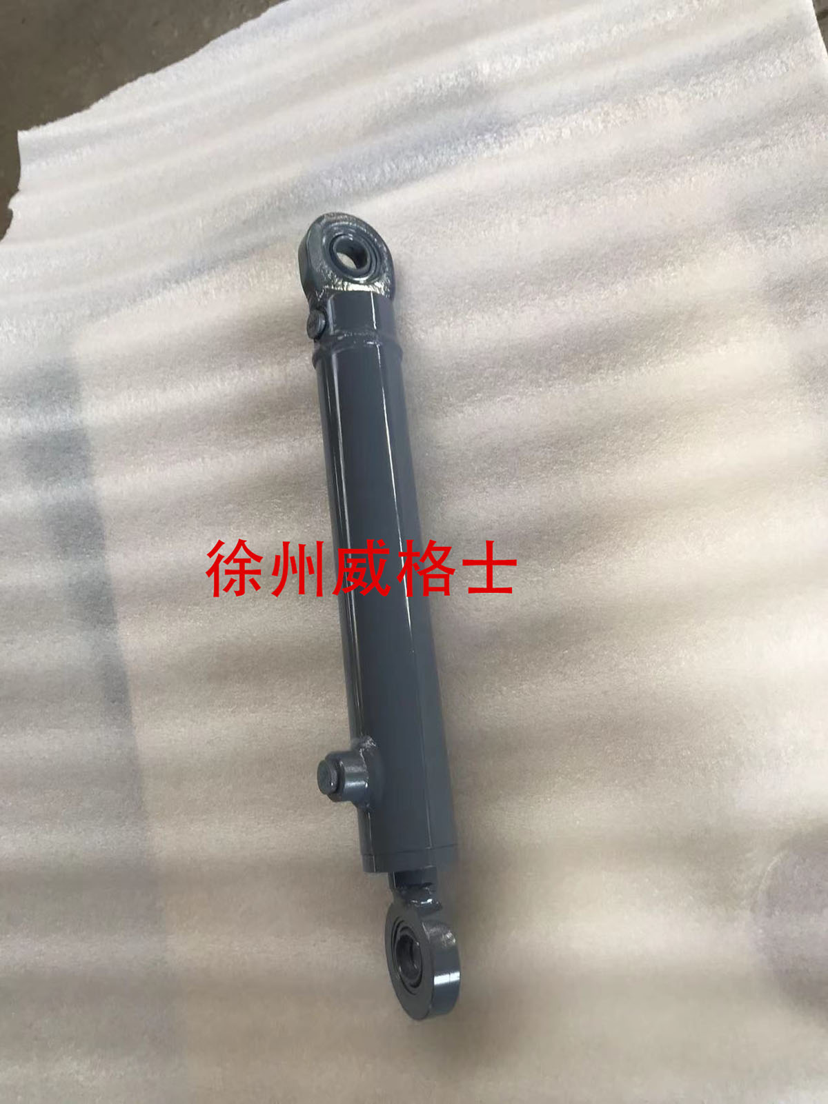 福格2100-3摊铺机料斗小油缸 2051186 福格2100-3摊铺机料斗小油缸 2051186